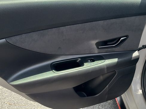 Used 2023 Hyundai Elantra N FWD image 11
