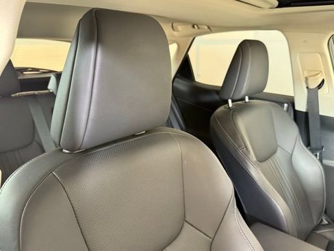 Certified 2025 Lexus NX 250 FWD w/ Premium Package image 29