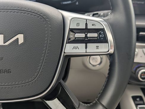 Used 2024 Kia Telluride S w/ S Sunroof Package FWD image 23