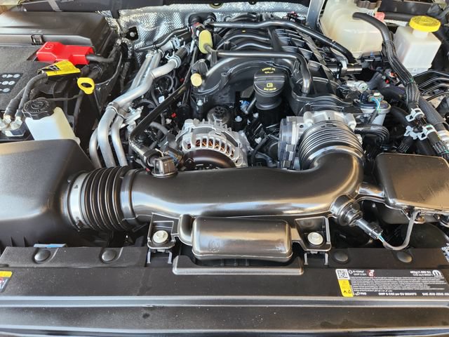 Used 2025 Jeep Gladiator Sport AWD/4WD image 31