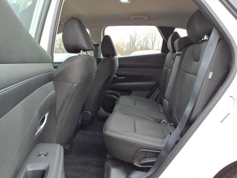 New 2026 Hyundai Tucson SE image 10