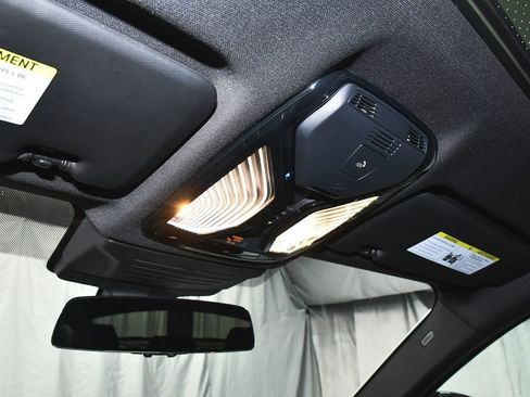 Used 2024 BMW X6 M60i image 45