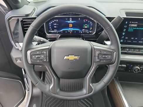 Certified 2025 Chevrolet Silverado 2500 High Country w/ Technology Package AWD/4WD image 23