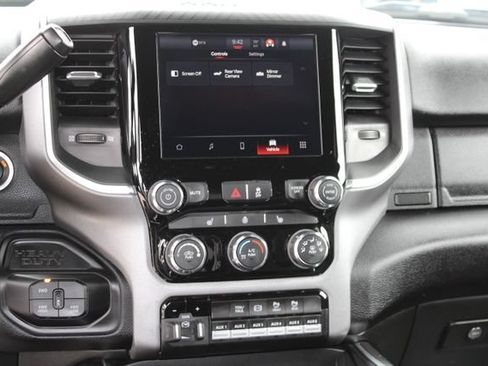 Used 2025 RAM 3500 Big Horn AWD/4WD image 29