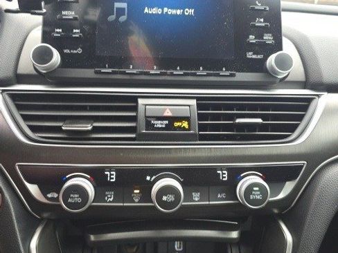 Used 2019 Honda Accord LX image 17