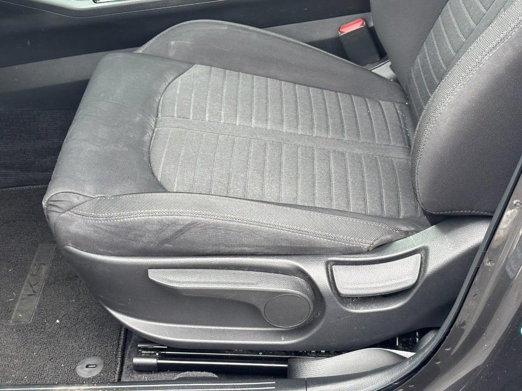 Used 2025 Kia K5 LXS FWD image 15