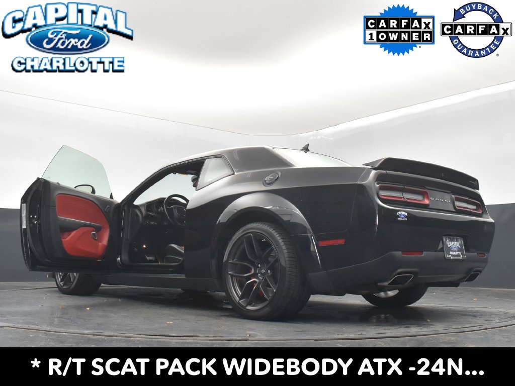 Used 2022 Dodge Challenger R/T Scat Pack RWD image 38