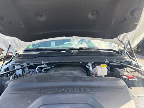 New 2026 RAM 2500 Limited AWD/4WD image 30