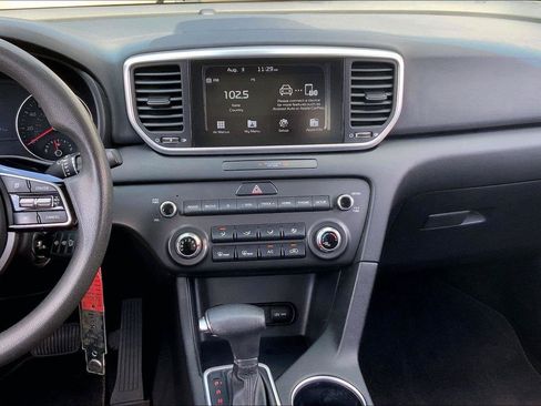 Used 2020 Kia Sportage LX FWD image 6