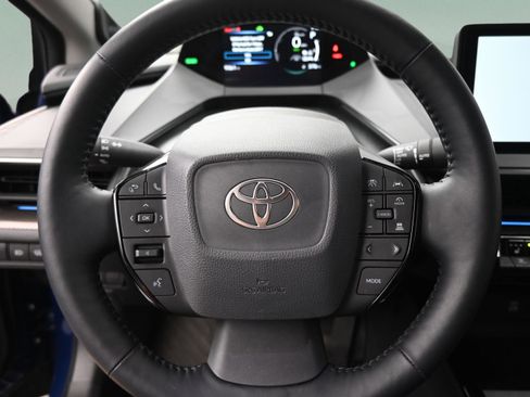Used 2025 Toyota Prius Limited w/ Limited Premium Package FWD image 26