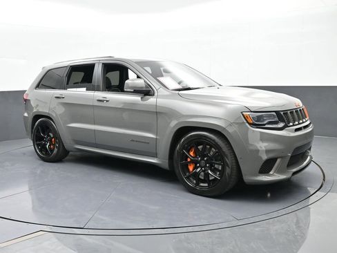 Used 2021 Jeep Grand Cherokee Trackhawk w/ Trailer Tow Group IV image 8