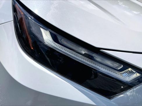 Used 2022 Toyota RAV4 XSE AWD/4WD image 28