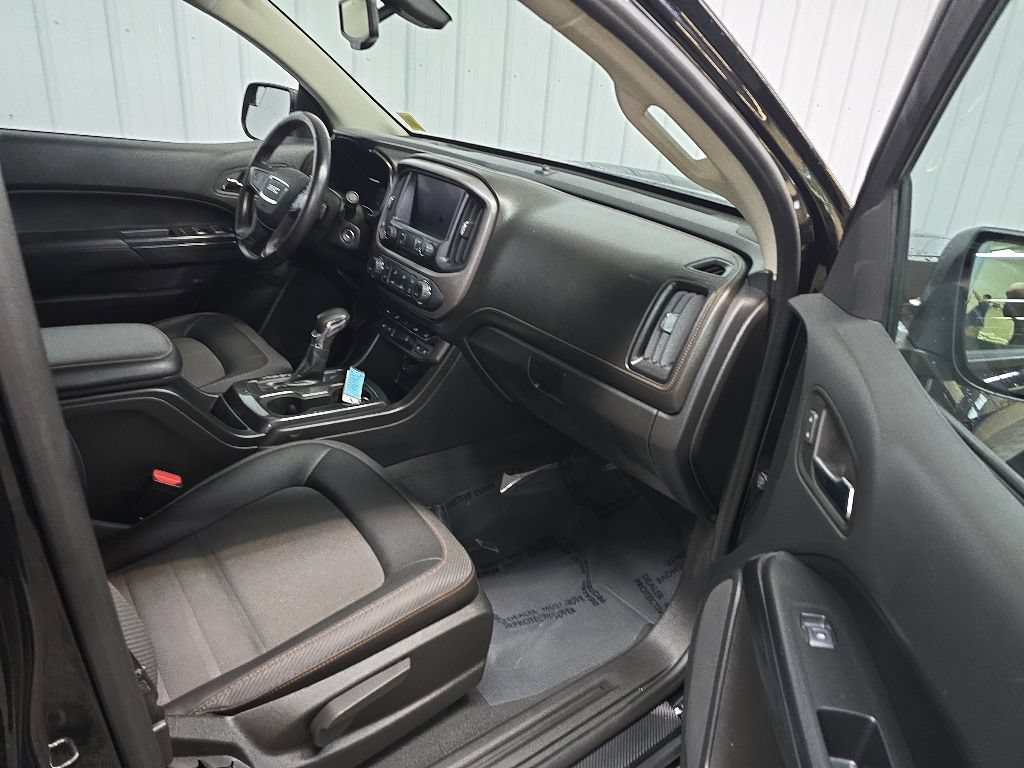 Used 2022 GMC Canyon AT4 w/ Trailering Package AWD/4WD image 15