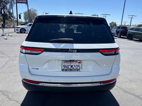 Used 2022 Jeep Grand Cherokee Limited 4xe w/ Luxury Tech Group II AWD/4WD image 6