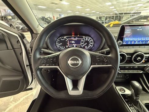 Used 2024 Nissan Sentra SV image 10