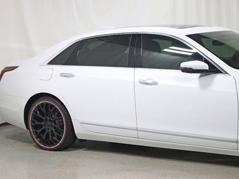 Used 2016 Cadillac CT6 Luxury image 3