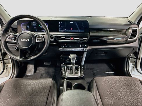 Used 2026 Kia Seltos S AWD/4WD image 3