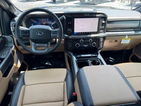 New 2025 Ford F250 Lariat w/ Lariat Ultimate Package image 5