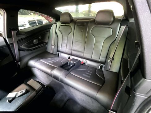 Used 2020 BMW M4 Coupe w/ Competition Package RWD image 19