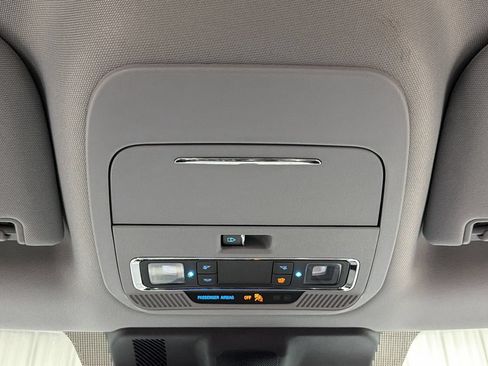 Used 2025 Ford F150 Lariat w/ Equipment Group 501A Mid AWD/4WD image 45