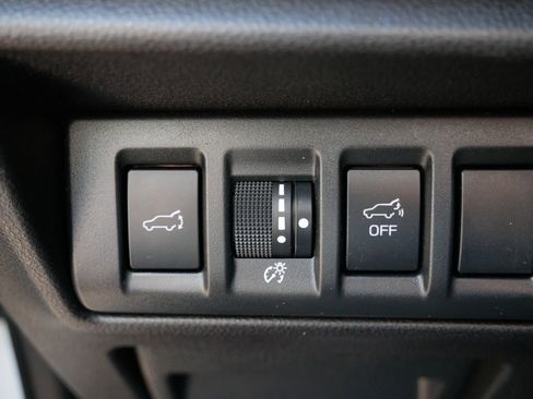 Used 2024 Subaru Outback Onyx Edition image 18