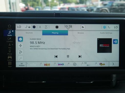 Used 2025 Jeep Gladiator Rubicon AWD/4WD image 22