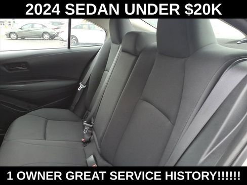 Used 2024 Toyota Corolla LE image 25