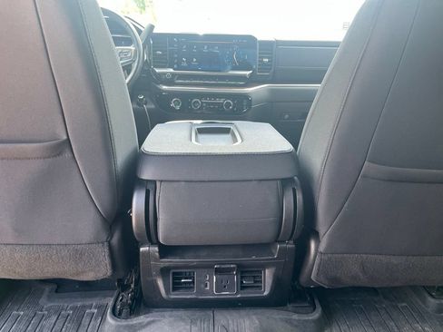Used 2023 Chevrolet Silverado 1500 LT AWD/4WD image 31