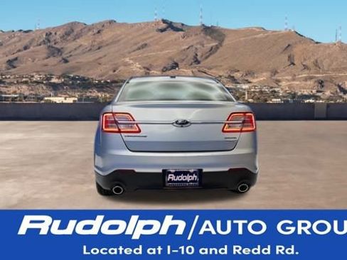 Used 2018 Ford Taurus SE image 4
