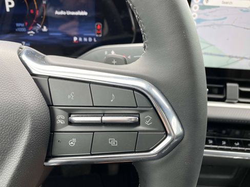 New 2026 Chevrolet Equinox LT w/ Convenience Package II AWD/4WD image 14