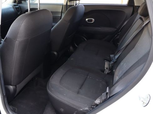 Used 2019 Kia Soul + FWD image 5