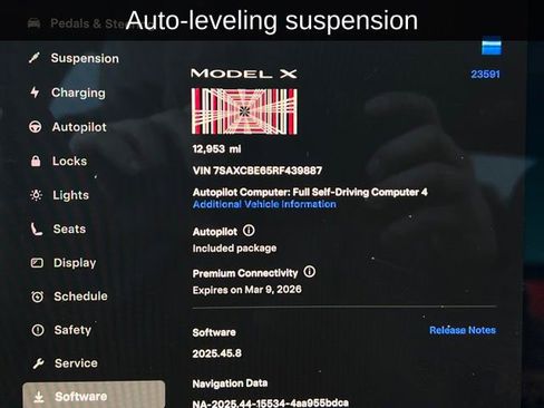 Used 2024 Tesla Model X Plaid image 4