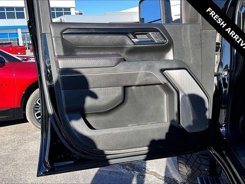 Used 2024 GMC Sierra 2500 AT4X image 20