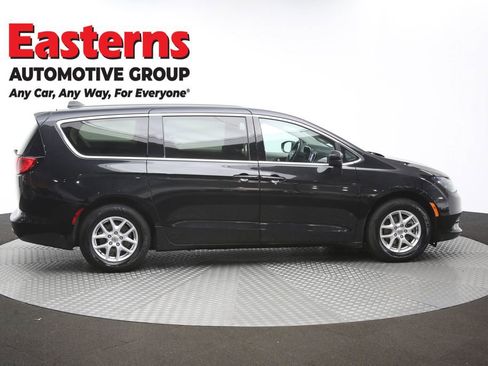 Used 2024 Chrysler Voyager LX FWD image 45