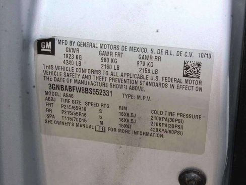 Used 2011 Chevrolet HHR LT w/ My Link Package image 24