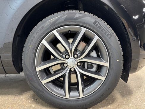 New 2026 Land Rover Range Rover Evoque S image 11