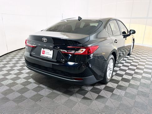 Used 2026 Toyota Camry LE FWD image 3