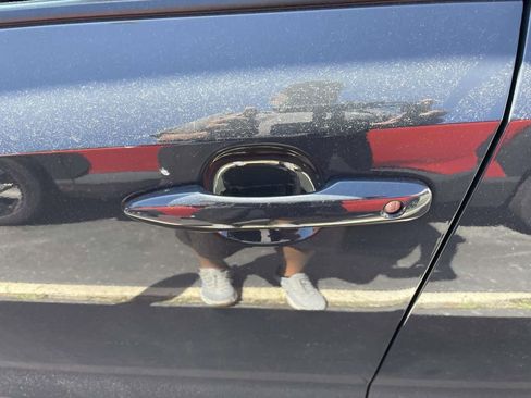 Used 2025 Toyota Corolla LE w/ LE Premium Package image 13