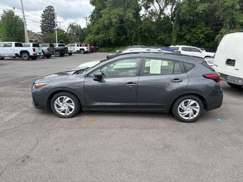 Used 2024 Subaru Impreza 2.0i AWD/4WD image 4