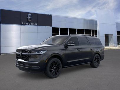 New 2026 Lincoln Navigator L Reserve w/ Jet Appearance Package