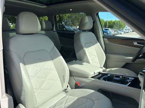 New 2026 Volkswagen Atlas SE image 45