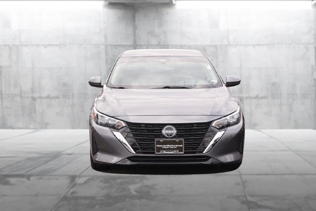 Used 2025 Nissan Sentra SV w/ All-Weather Package FWD image 4
