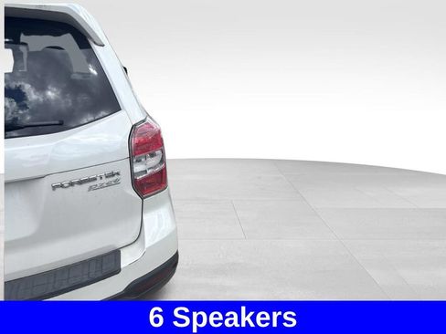 Used 2015 Subaru Forester 2.5i Limited AWD/4WD image 5