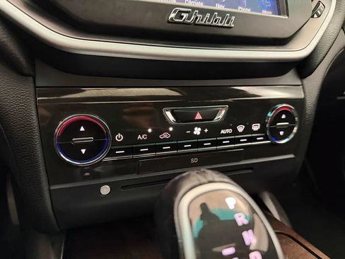 Used 2015 Maserati Ghibli S Q4 AWD/4WD image 26