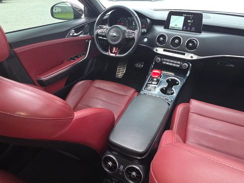 Used 2019 Kia Stinger GT2 AWD/4WD image 12