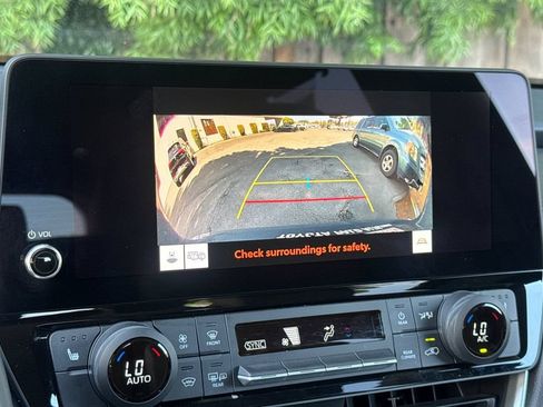 Certified 2025 Toyota Grand Highlander AWD Hybrid image 19