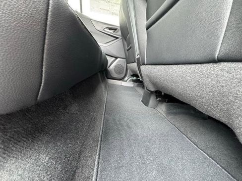 New 2026 Chevrolet Equinox LT w/ Convenience Package II image 27