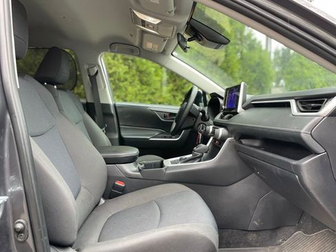 Used 2024 Toyota RAV4 LE image 23