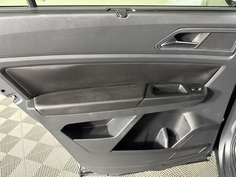 Used 2018 Volkswagen Atlas SE FWD image 24
