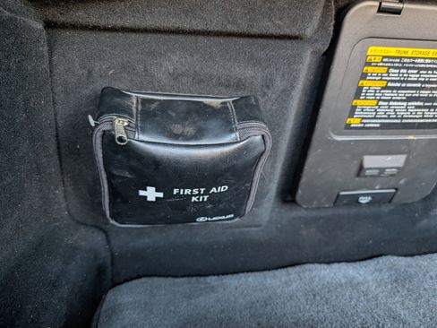 Used 2010 Lexus LS 460 AWD image 19